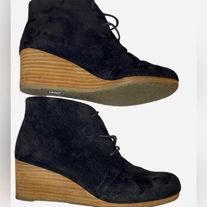 Dr. Scholl’s Black Suede Wedge Booties with Tassel Ties-Pierre. Size 8M.